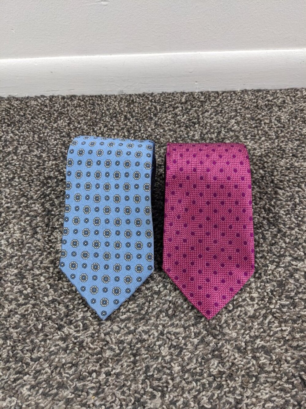 Lot of 2 Brioni Neck Ties 100% Silk Hand Made Floral Polka Dot 3.5W *Flaws